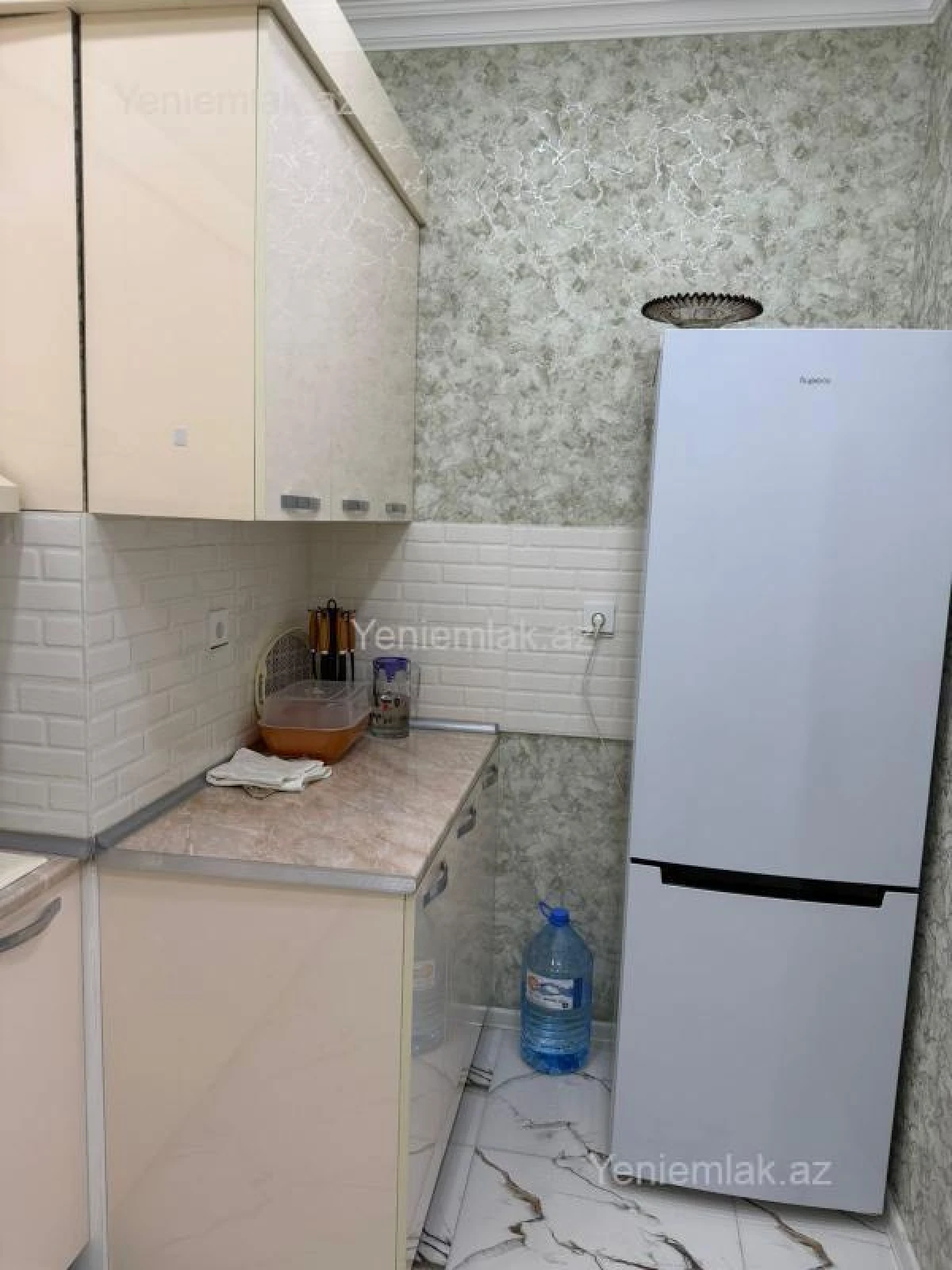 Satılır 2 otaqlı yeni tikili 68 m²