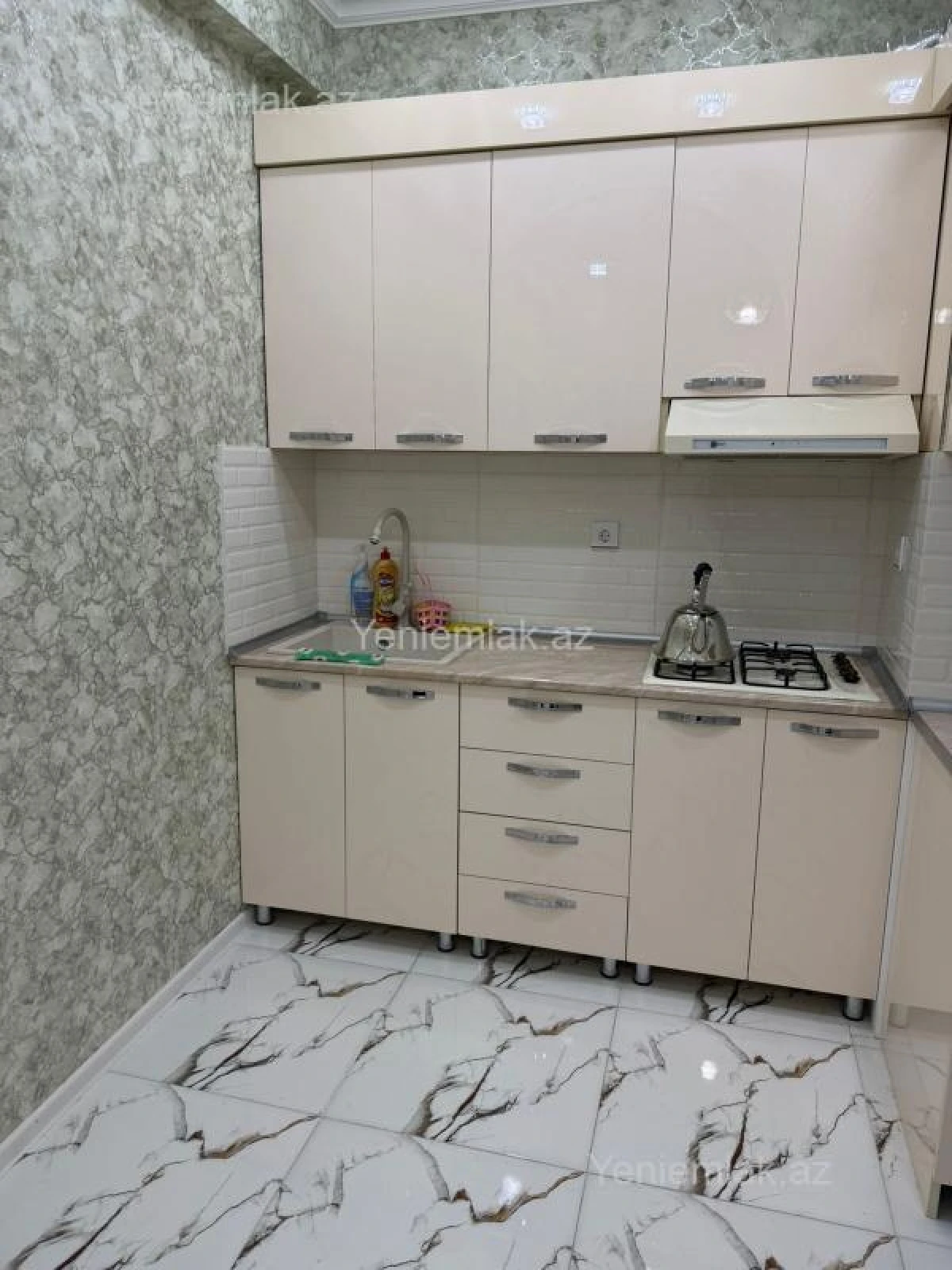 Satılır 2 otaqlı yeni tikili 68 m²