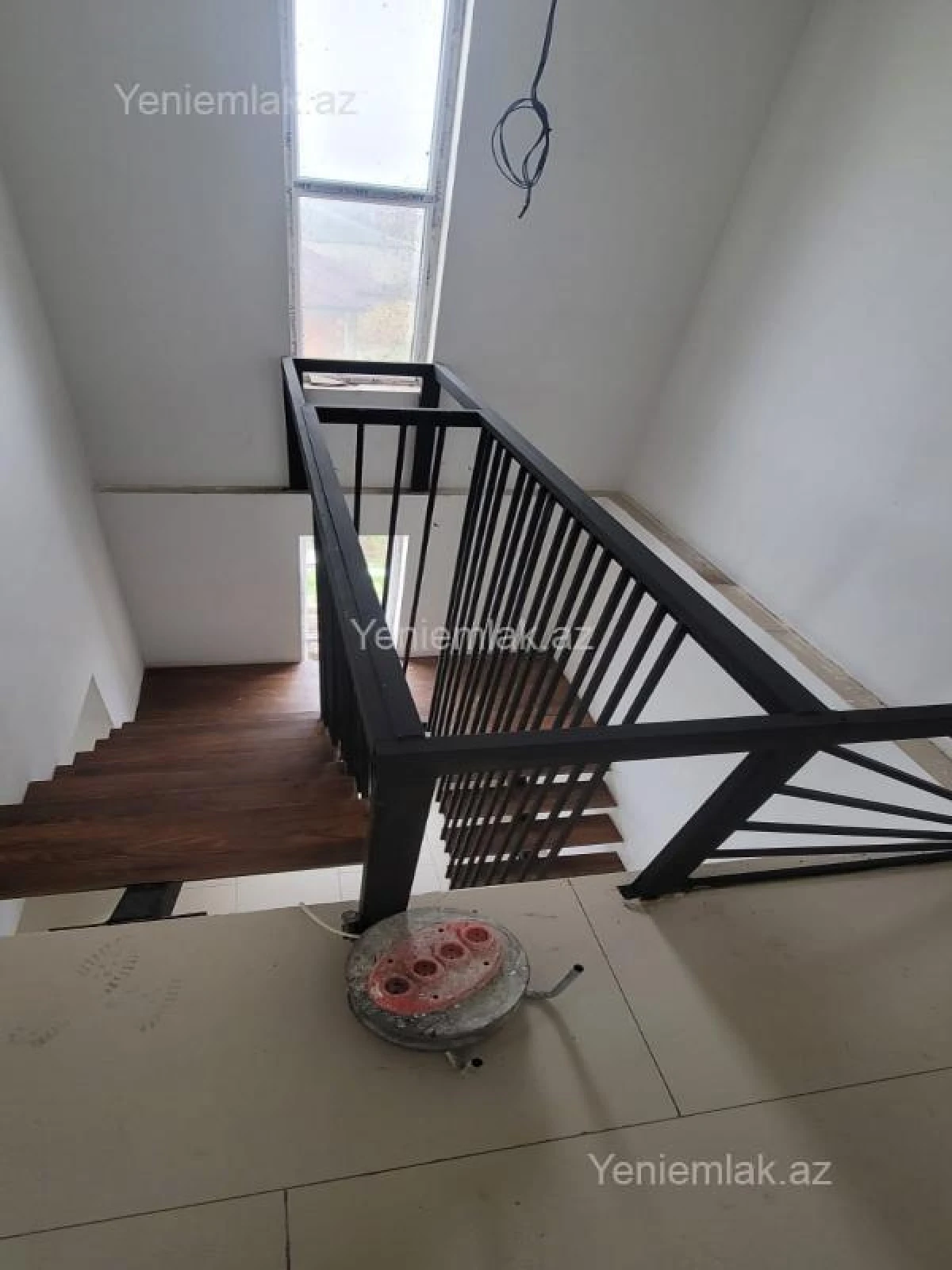 Satılır 4 otaqlı həyət evi 160 m²