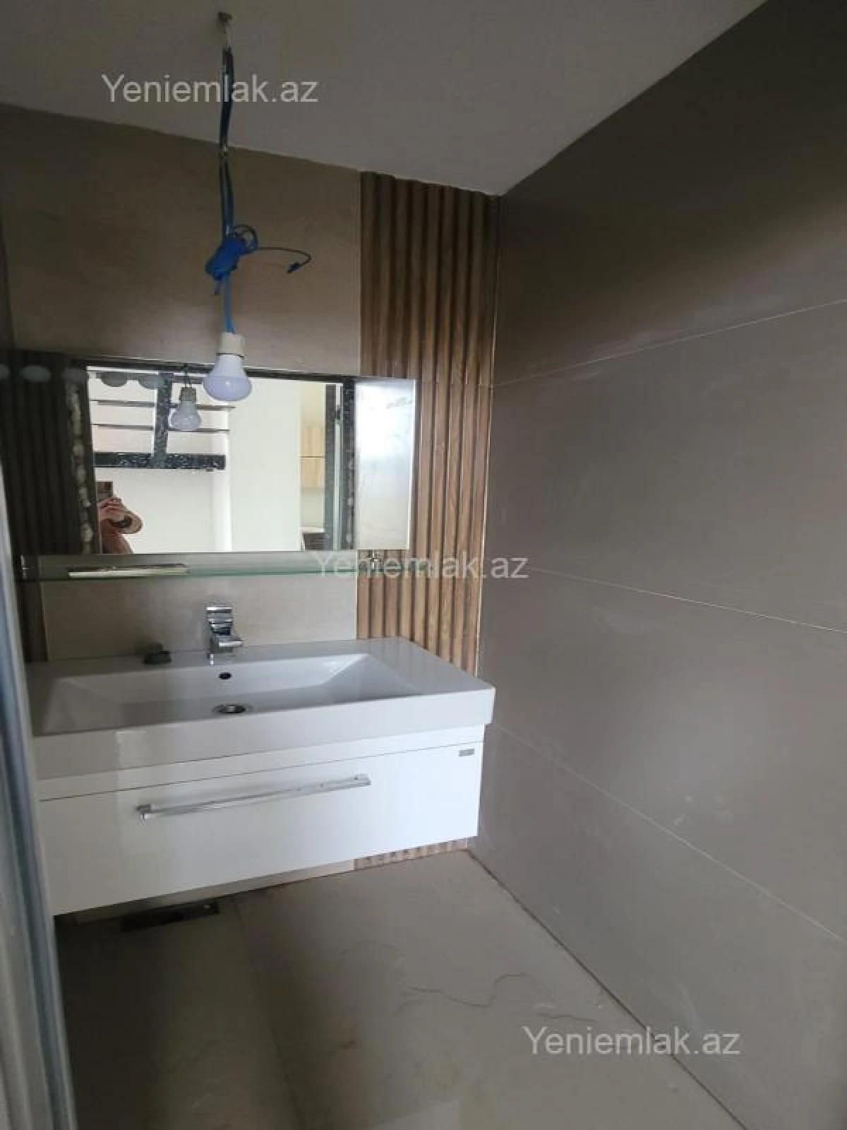 Satılır 4 otaqlı həyət evi 160 m²