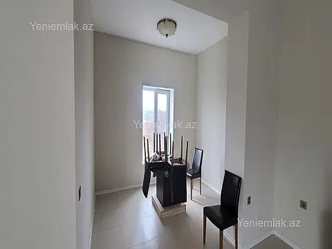 Satılır 4 otaqlı həyət evi 160 m²