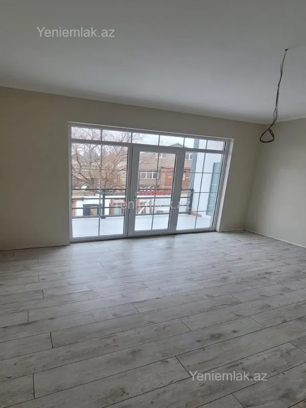 Satılır 4 otaqlı həyət evi 160 m²