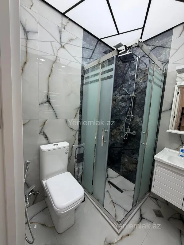 Satılır 2 otaqlı yeni tikili 61 m²