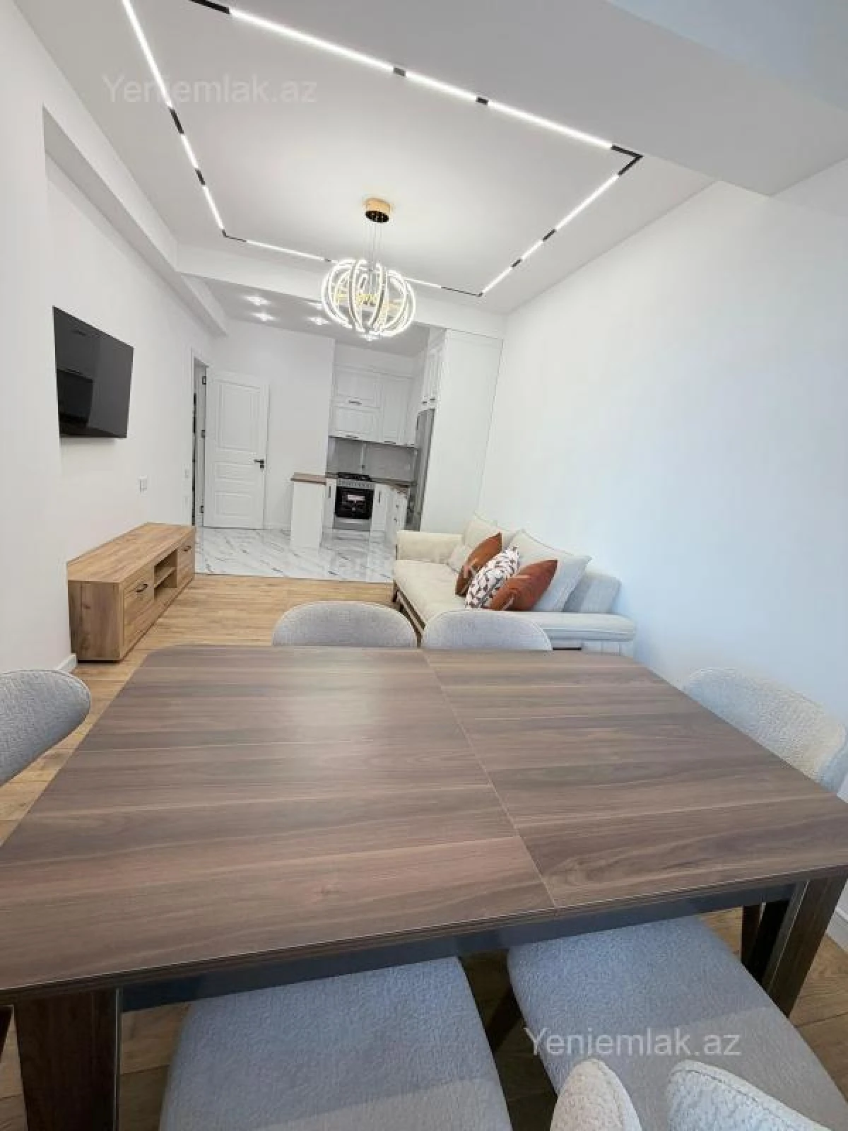 Satılır 2 otaqlı yeni tikili 61 m²