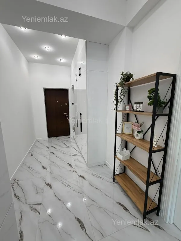 Satılır 2 otaqlı yeni tikili 61 m²