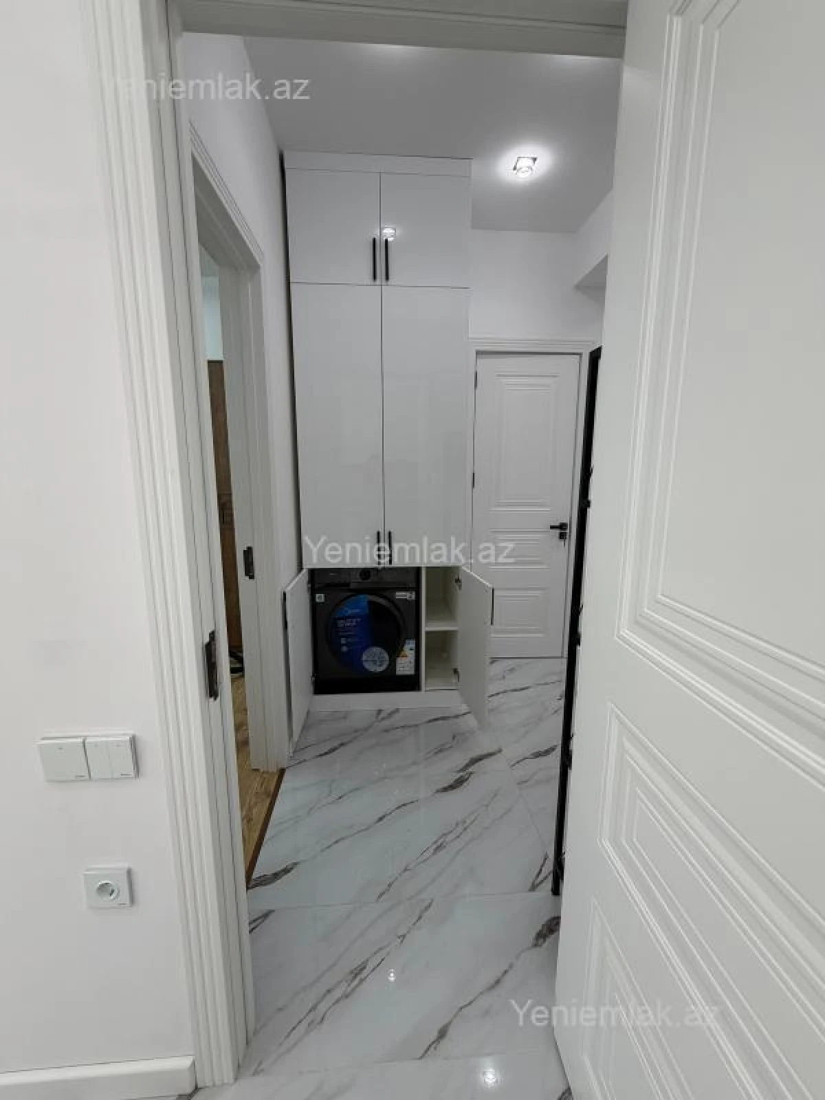Satılır 2 otaqlı yeni tikili 61 m²