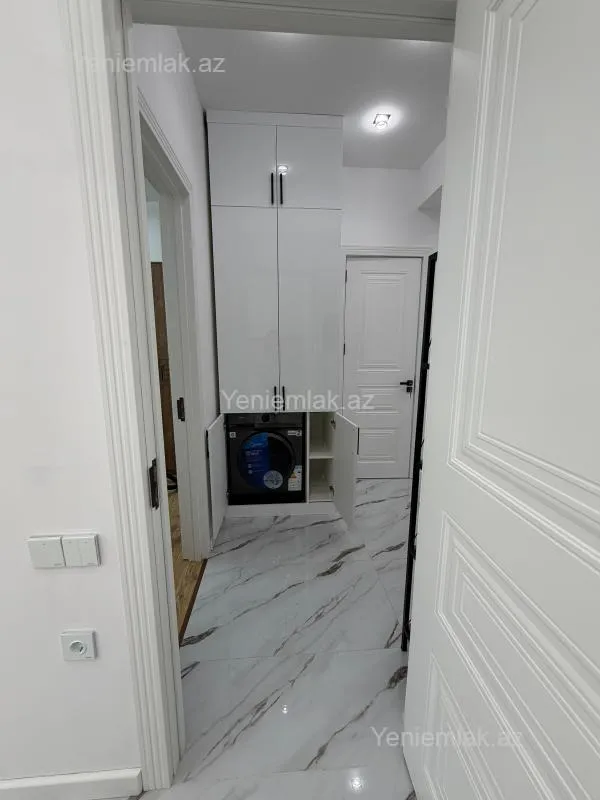 Satılır 2 otaqlı yeni tikili 61 m²