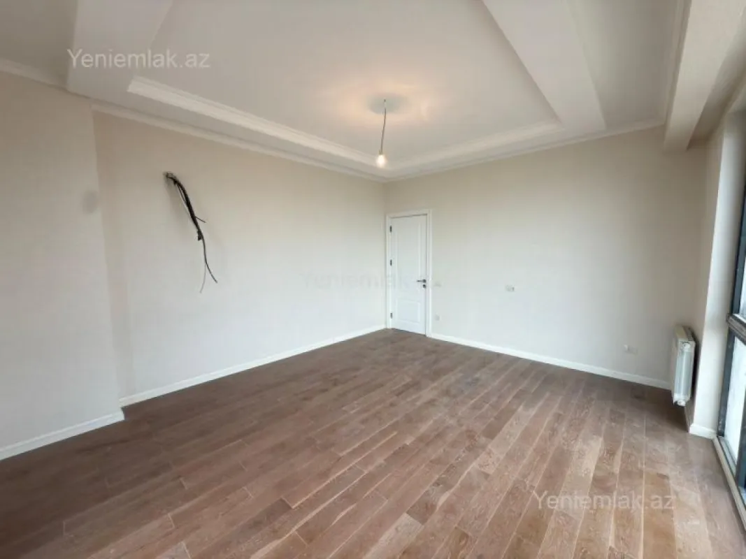 Satılır 3 otaqlı yeni tikili 83 m²