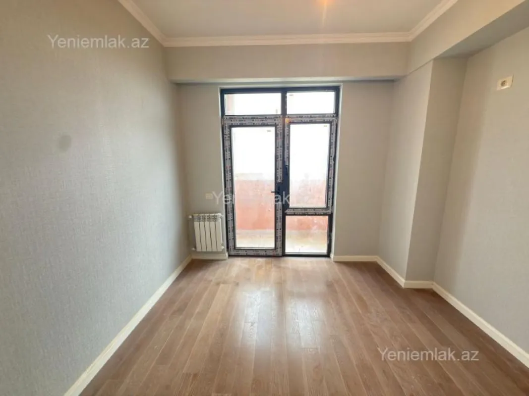 Satılır 3 otaqlı yeni tikili 83 m²