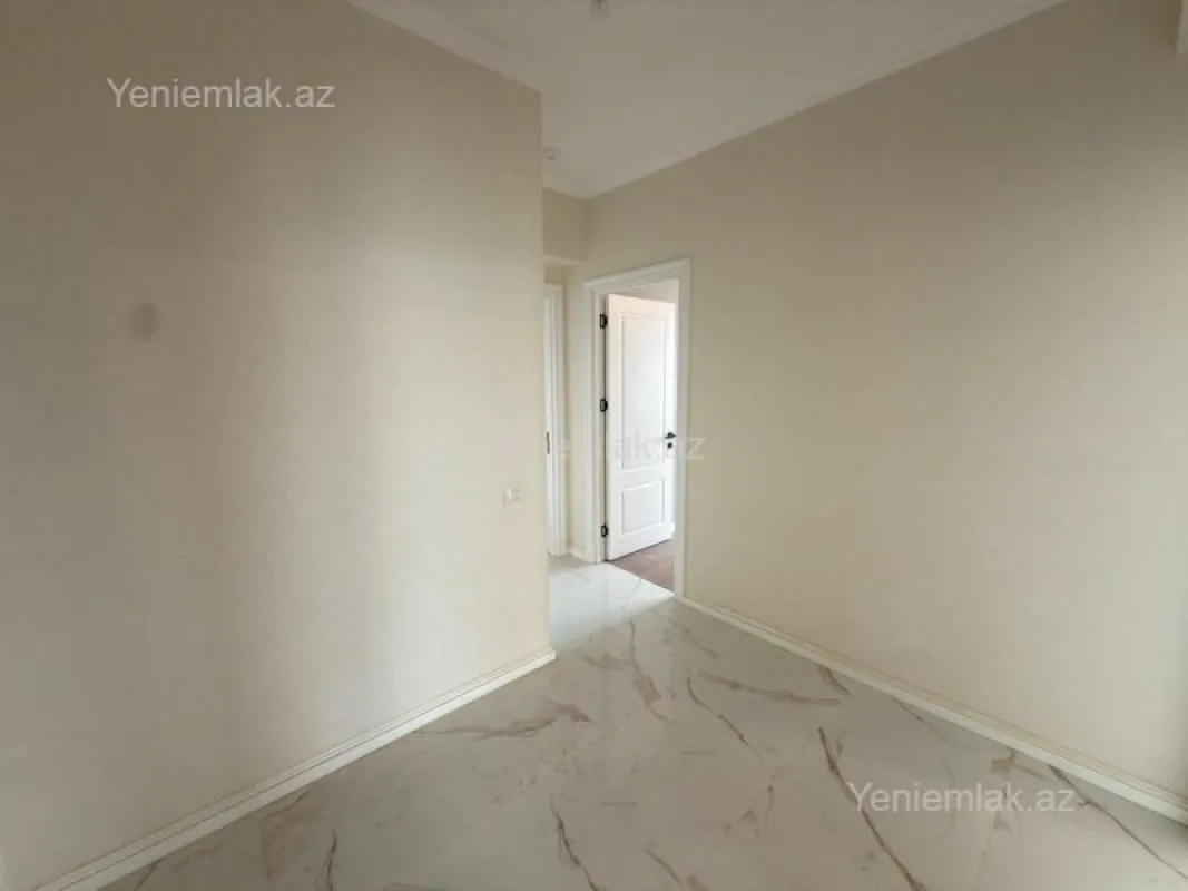 Satılır 3 otaqlı yeni tikili 83 m²