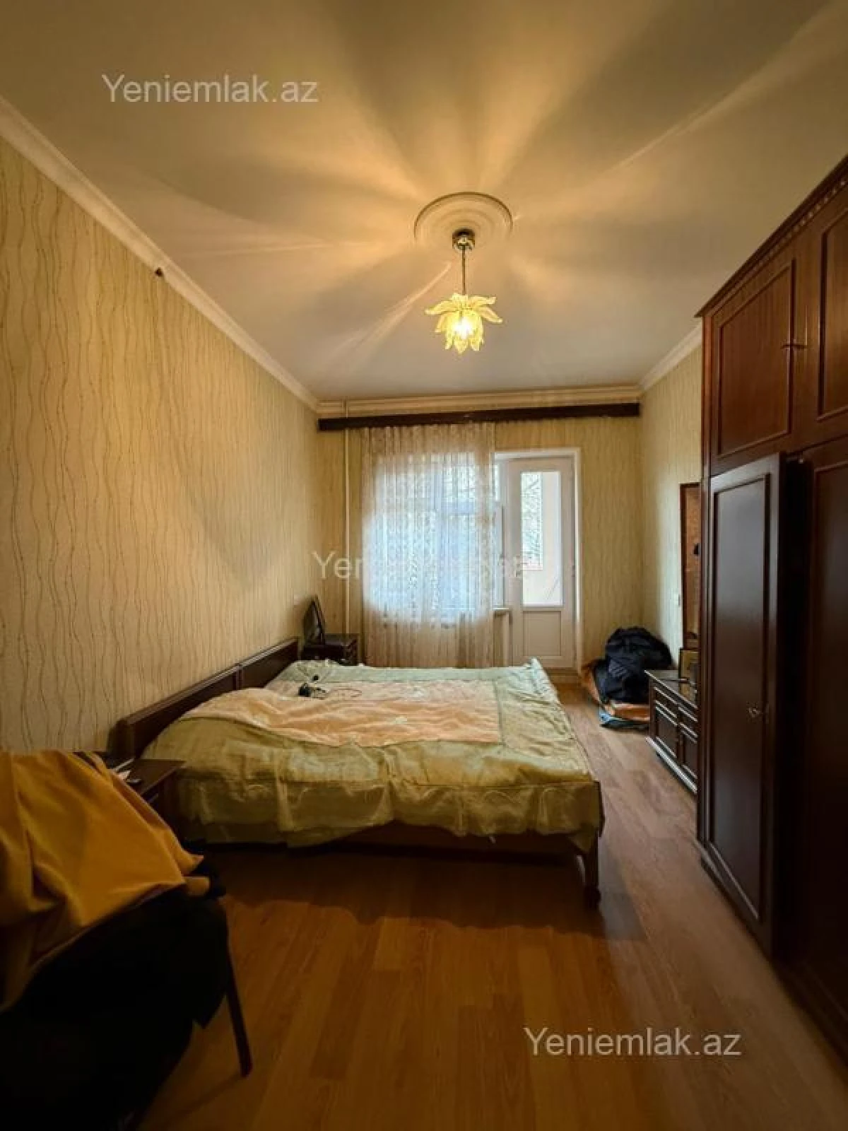 Satılır 5 otaqlı köhnə tikili 120 m²