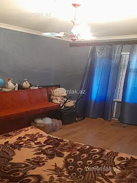 Satılır 5 otaqlı köhnə tikili 120 m²