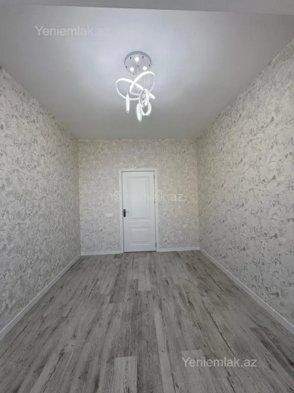 Satılır 3 otaqlı yeni tikili 83 m²