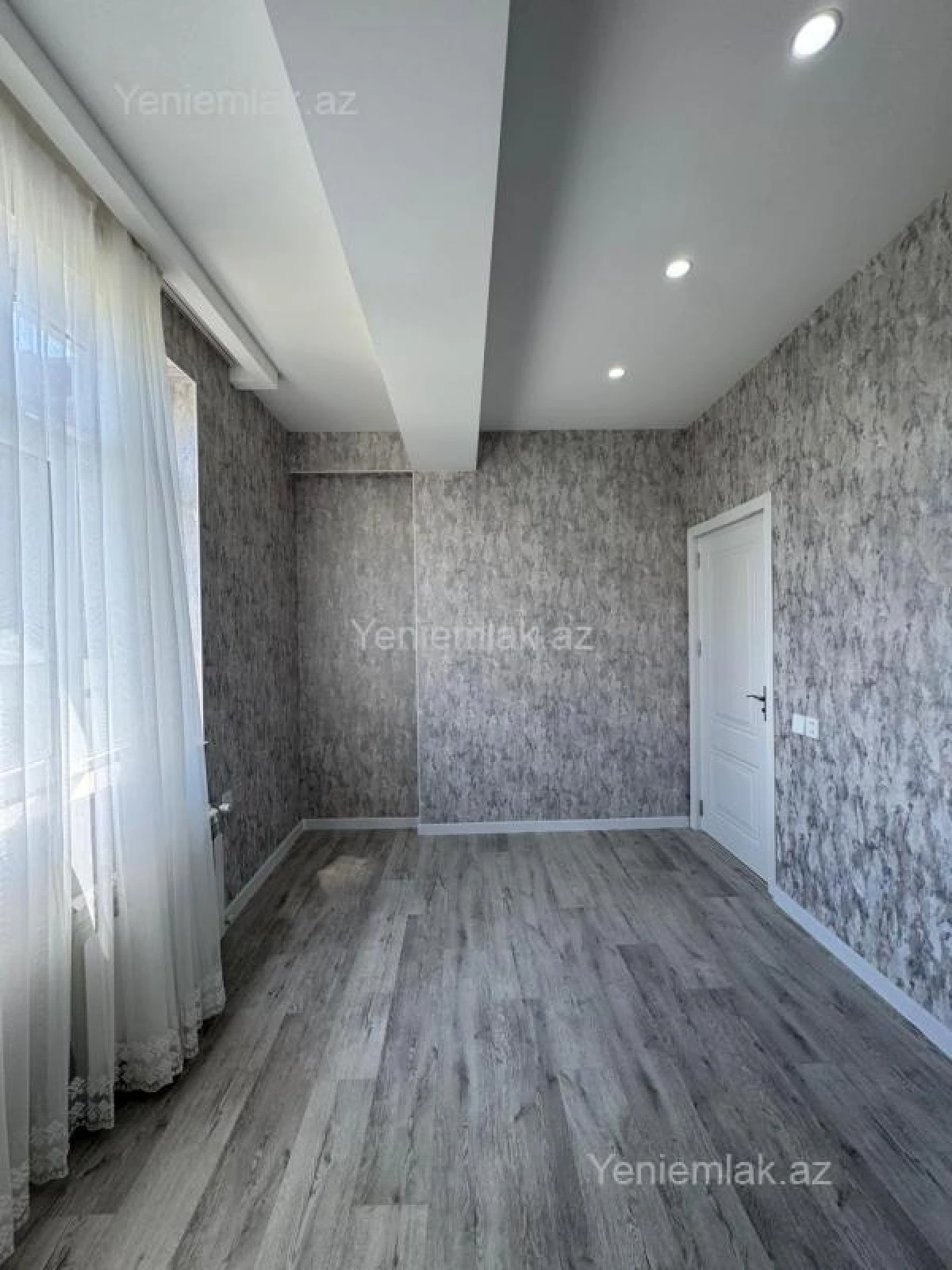 Satılır 3 otaqlı yeni tikili 83 m²
