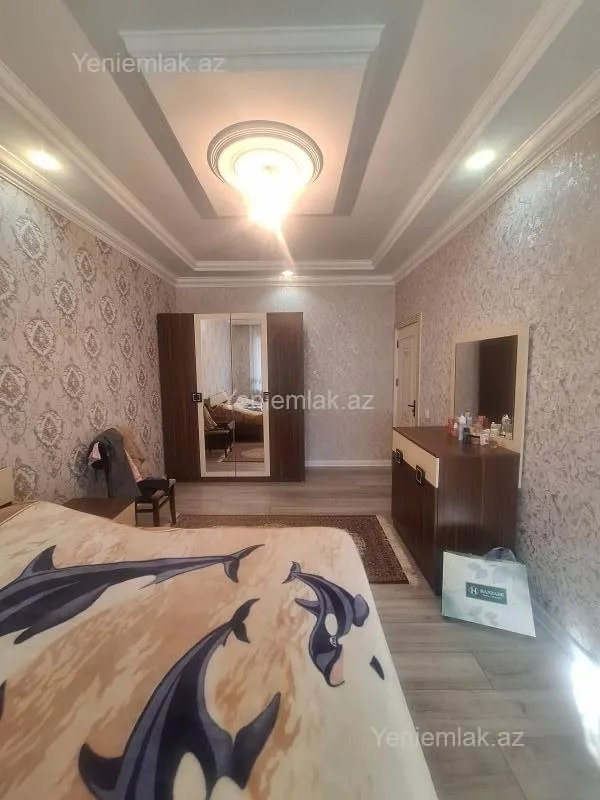 Satılır 3 otaqlı köhnə tikili 75 m²