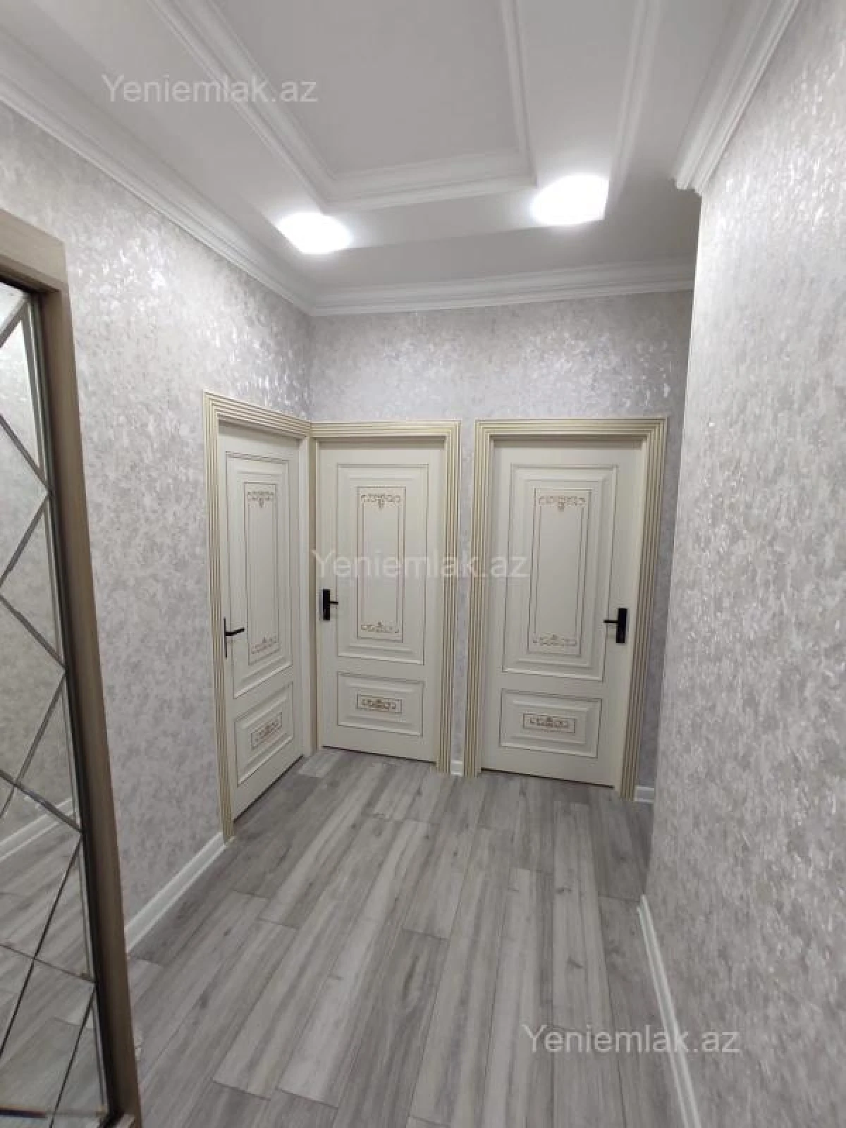 Satılır 3 otaqlı köhnə tikili 75 m²