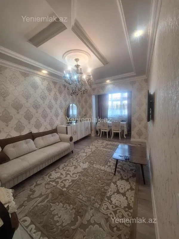 Satılır 3 otaqlı köhnə tikili 75 m²
