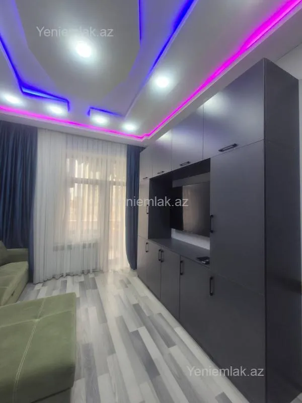 Satılır 2 otaqlı yeni tikili 70 m²