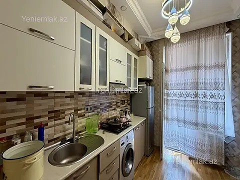 Satılır 3 otaqlı yeni tikili 105 m²