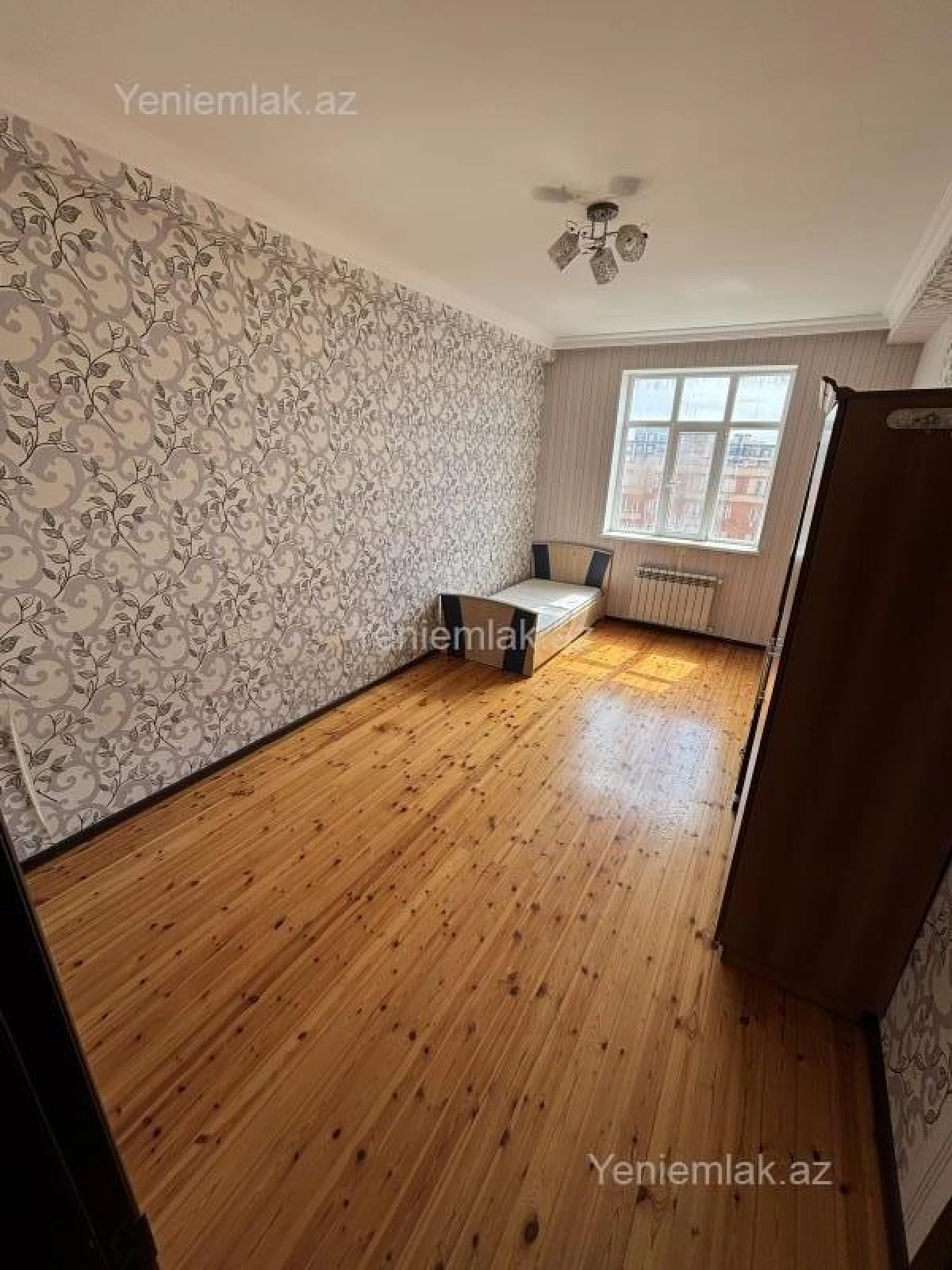 Satılır 3 otaqlı yeni tikili 90 m²