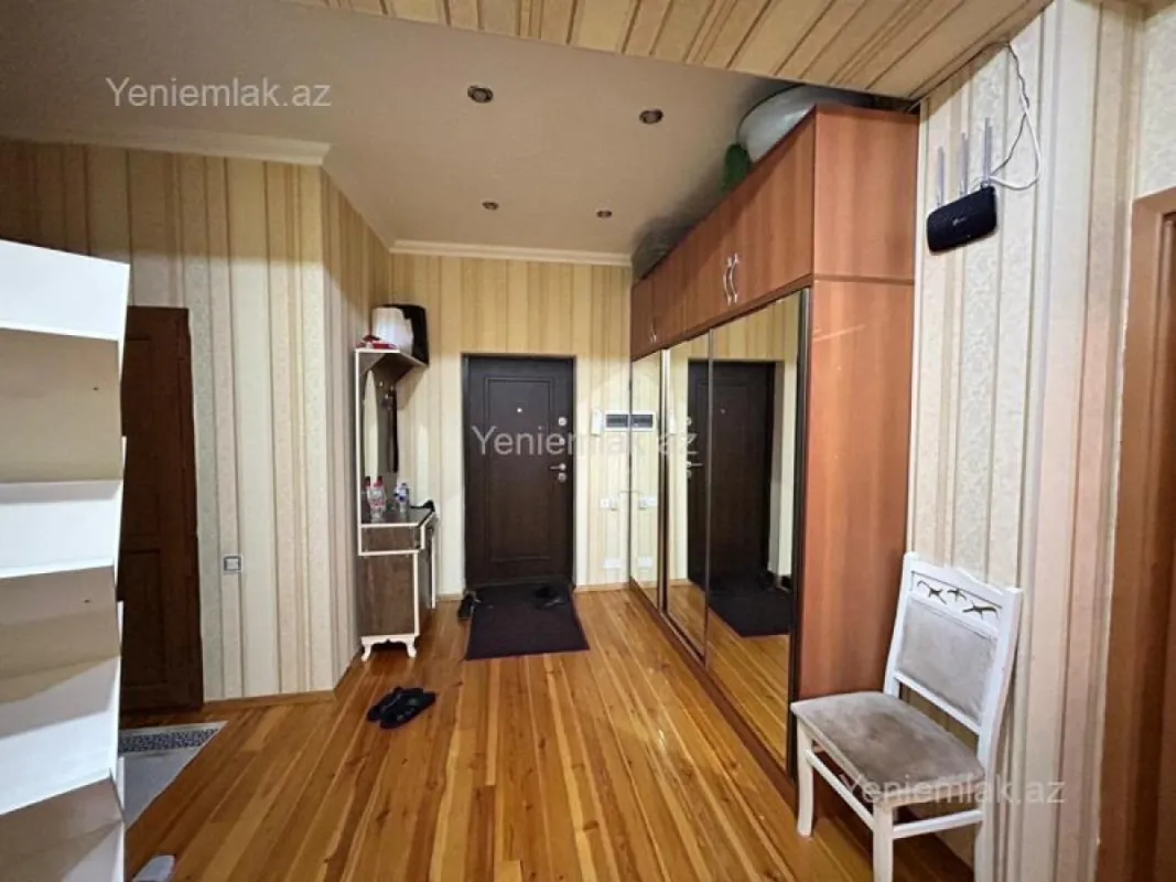 Satılır 2 otaqlı yeni tikili 92 m²