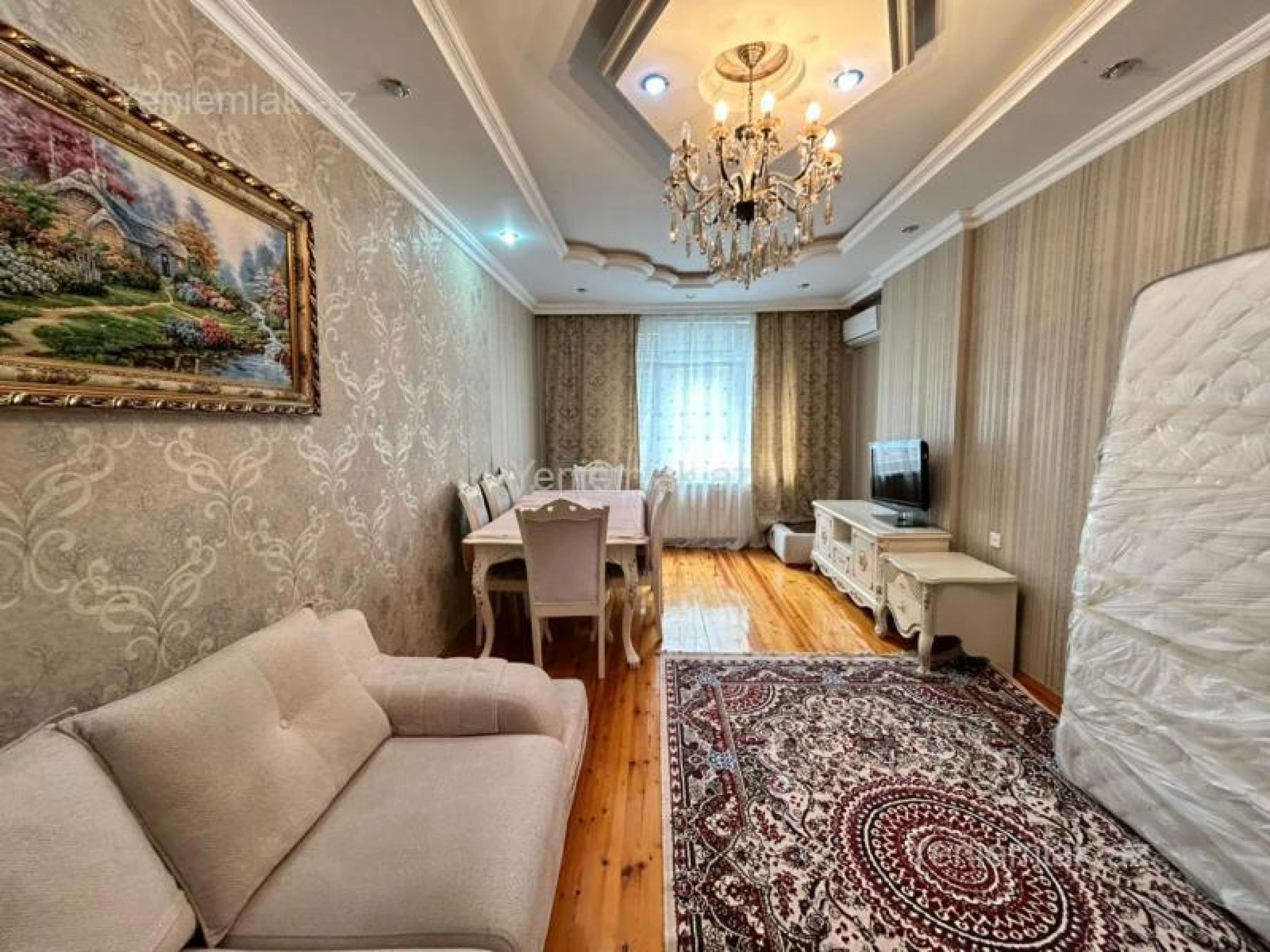 Satılır 2 otaqlı yeni tikili 92 m²