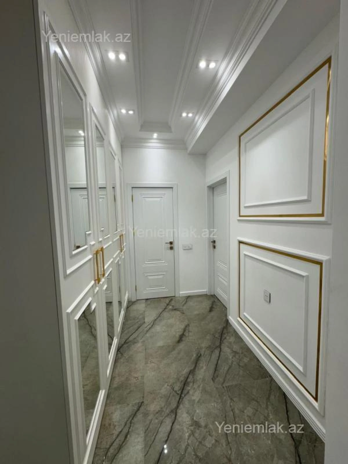 Satılır 3 otaqlı yeni tikili 98 m²