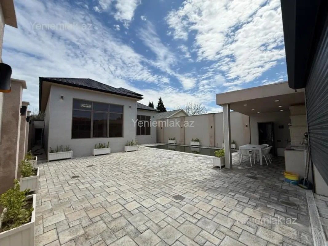Satılır 3 otaqlı həyət evi 120 m²