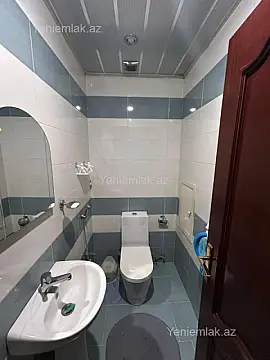 Satılır 3 otaqlı yeni tikili 110 m²