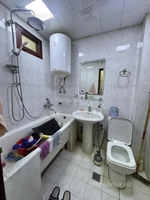 Satılır 3 otaqlı köhnə tikili 63 m²