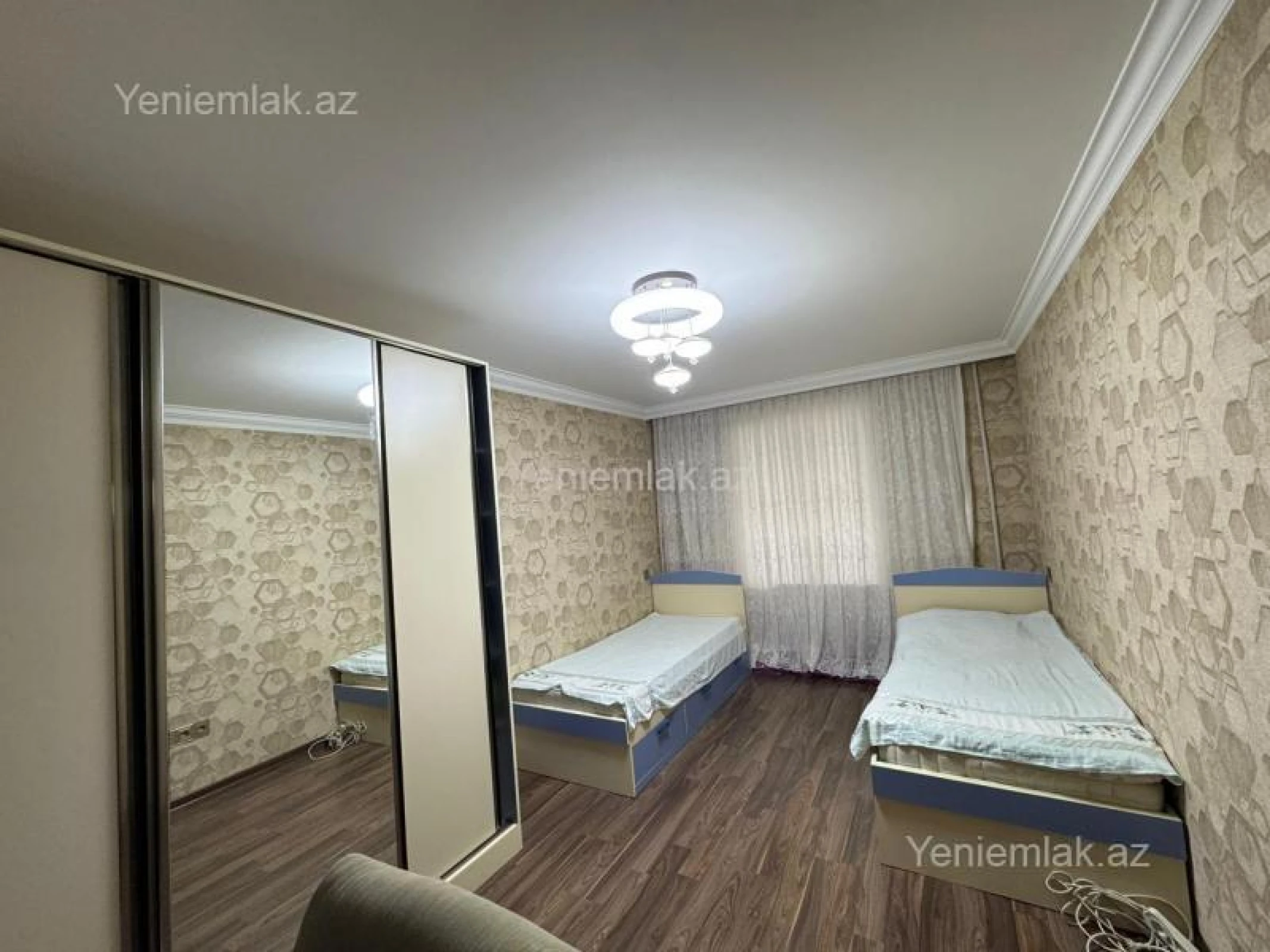 Satılır 3 otaqlı köhnə tikili 63 m²