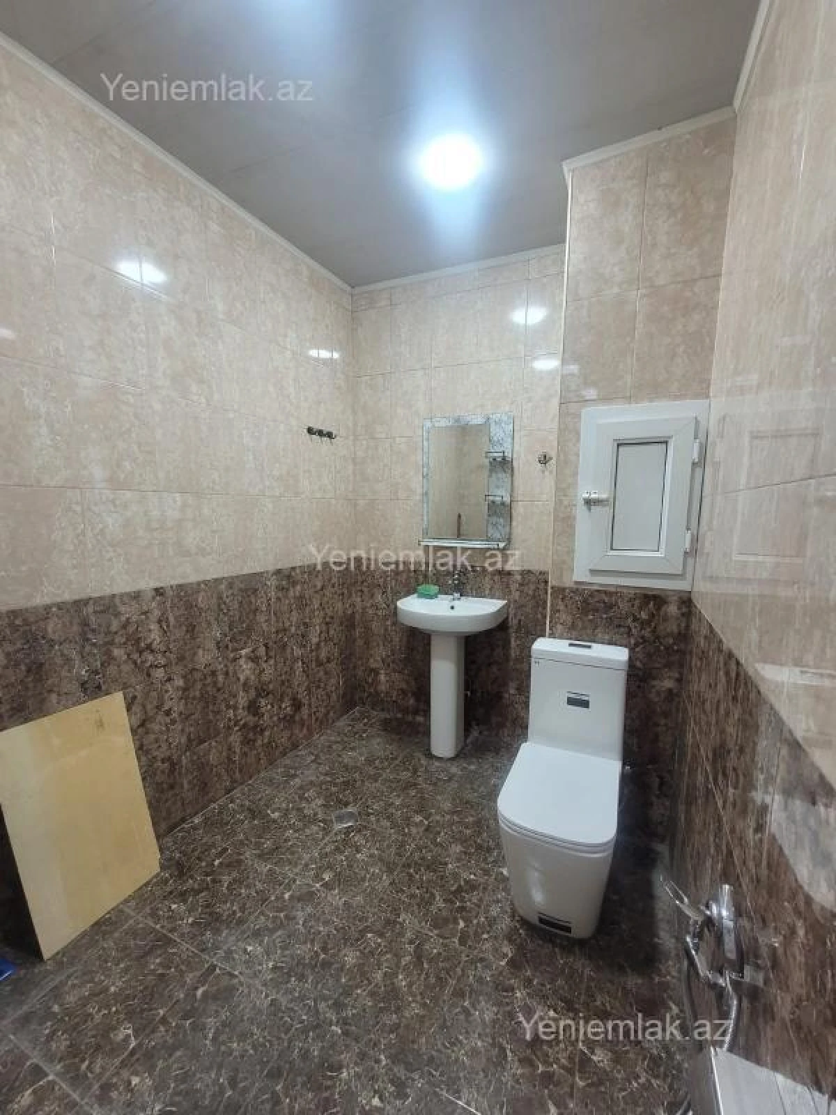 Satılır 1 otaqlı köhnə tikili 50 m²