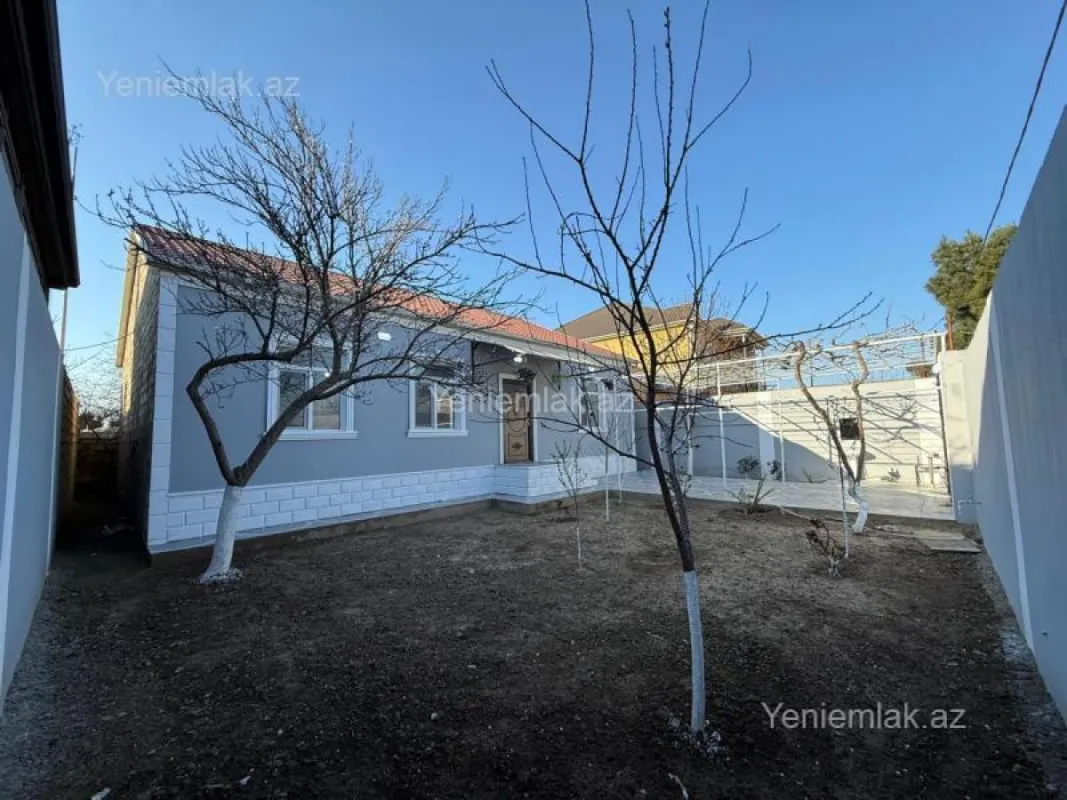 Satılır 4 otaqlı həyət evi 150 m²