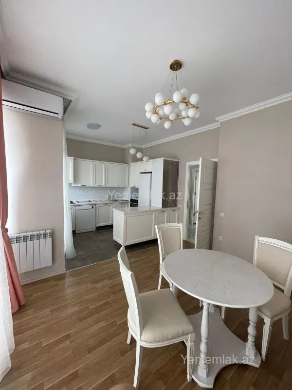 Satılır 3 otaqlı yeni tikili 95.1 m²