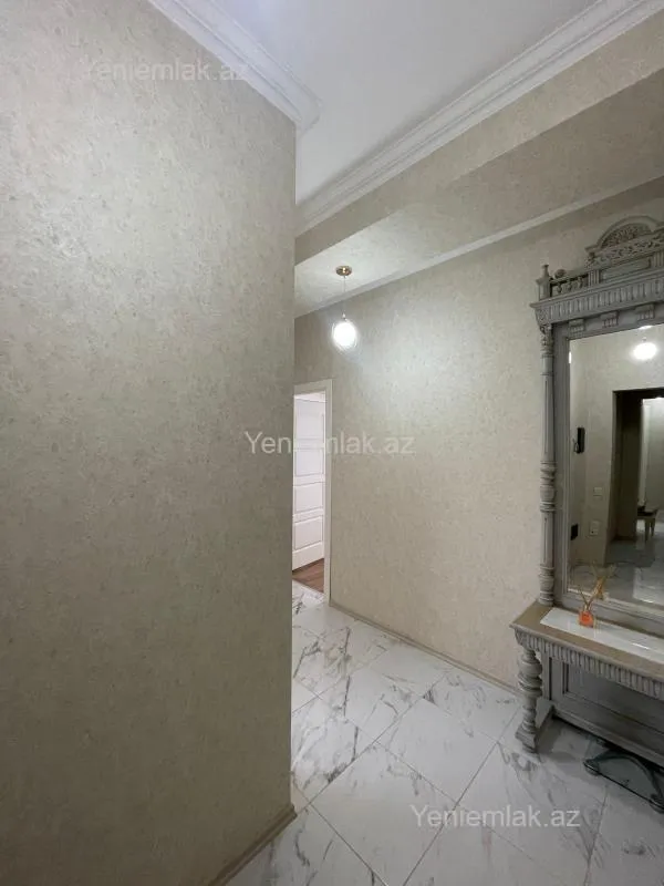 Satılır 3 otaqlı yeni tikili 95.1 m²
