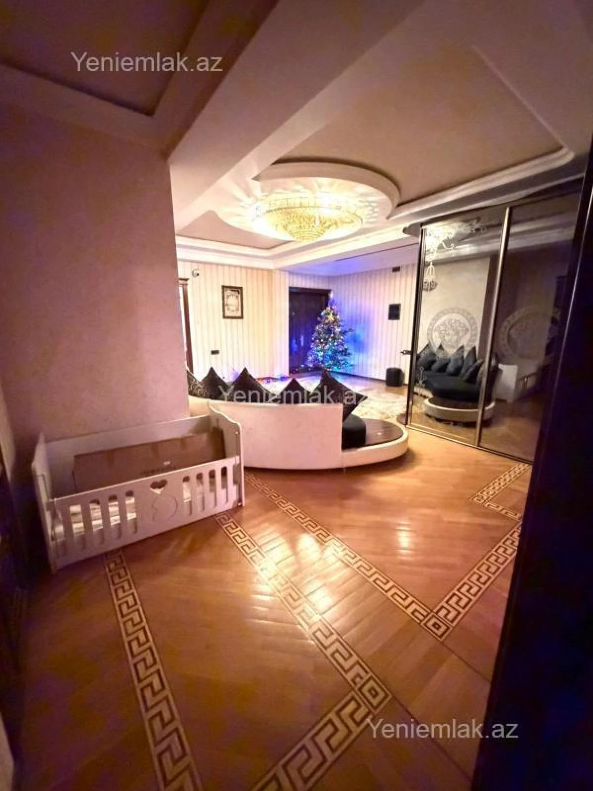 Satılır 4 otaqlı yeni tikili 174 m²