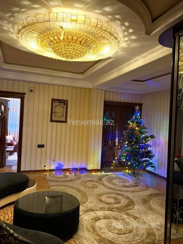 Satılır 4 otaqlı yeni tikili 174 m²