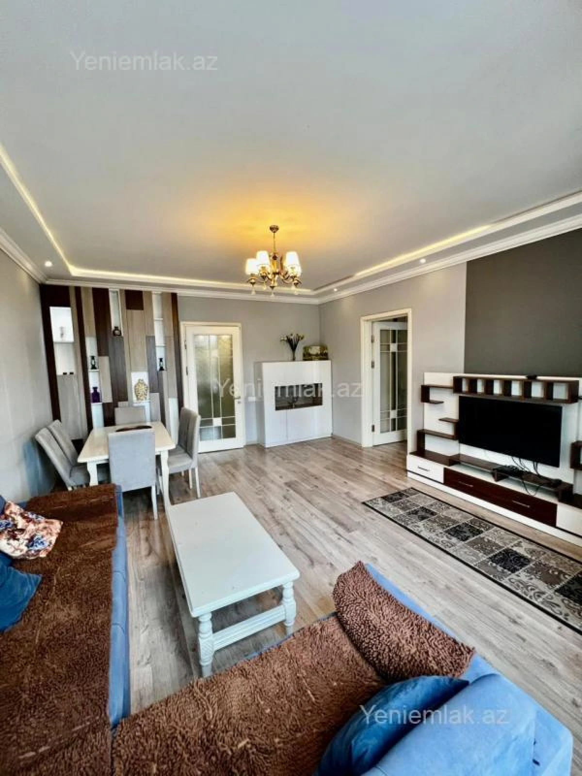 Satılır 3 otaqlı köhnə tikili 90 m²