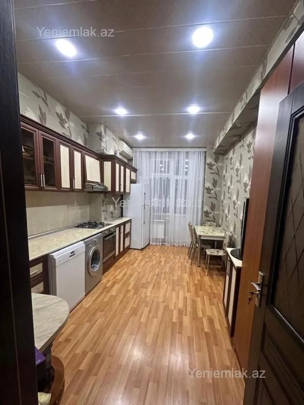 Satılır 2 otaqlı yeni tikili 100 m²