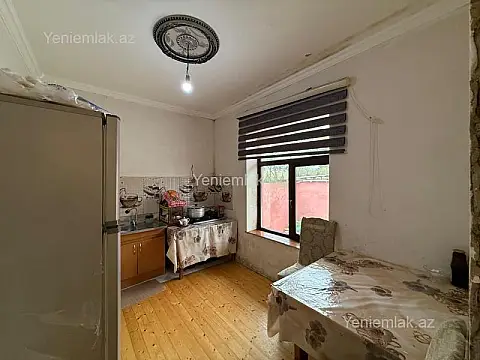 Satılır 3 otaqlı həyət evi 100 m²