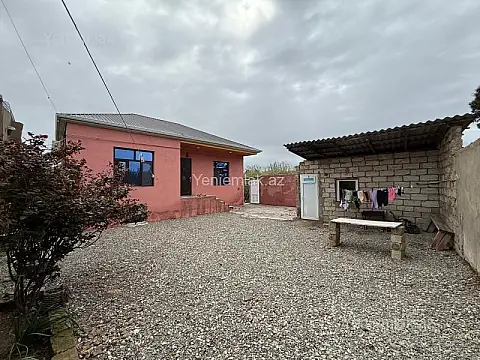 Satılır 3 otaqlı həyət evi 100 m²