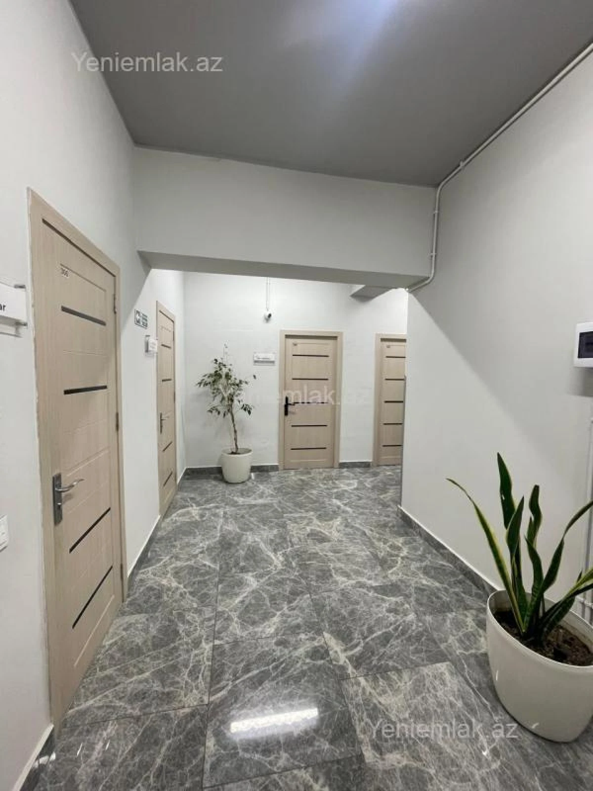 Satılır 4 otaqlı ofis 154 m²