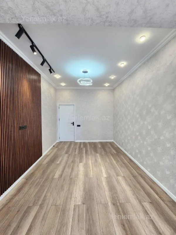 Satılır 2 otaqlı yeni tikili 60 m²