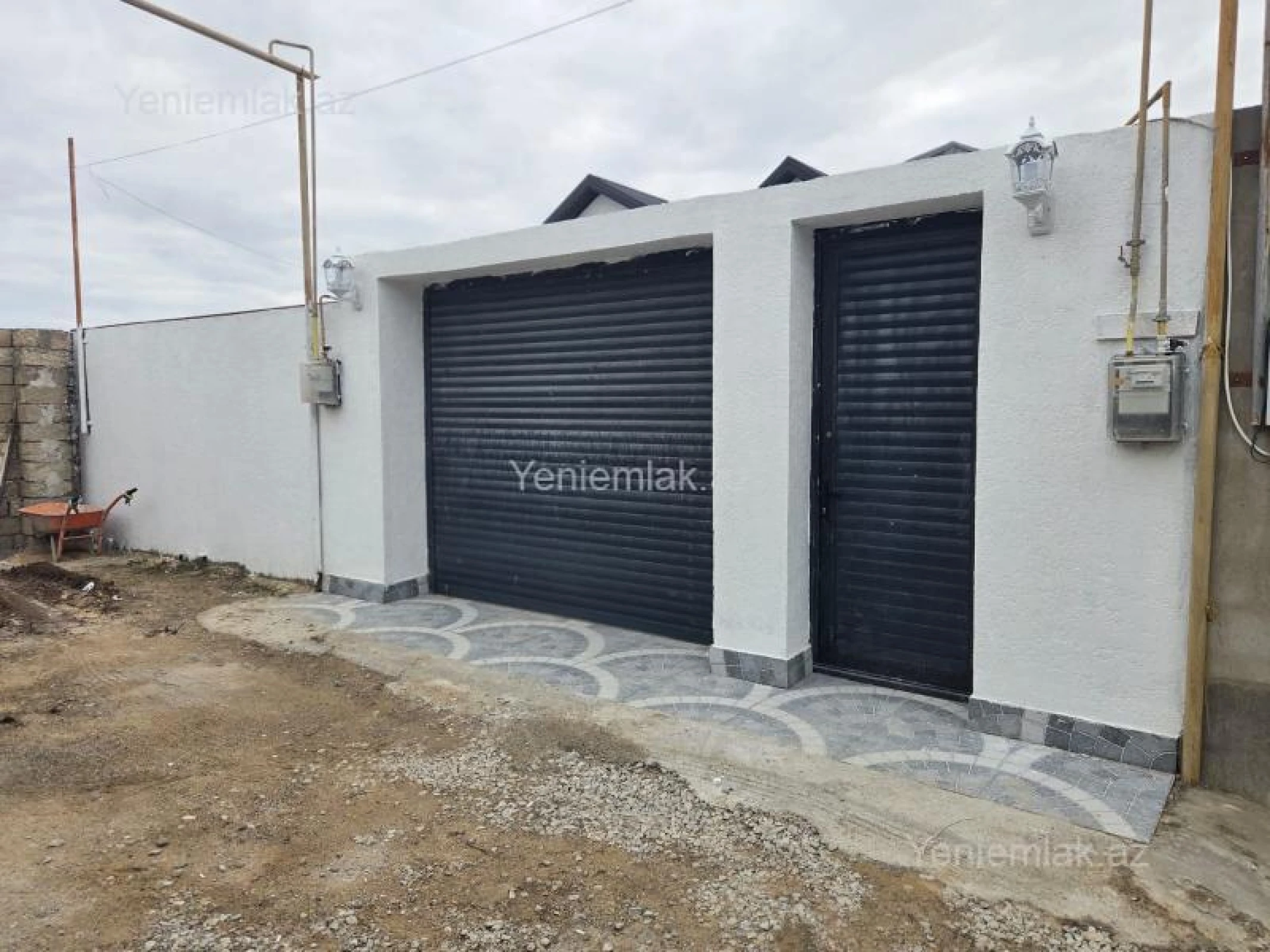 Satılır 4 otaqlı həyət evi 100 m²