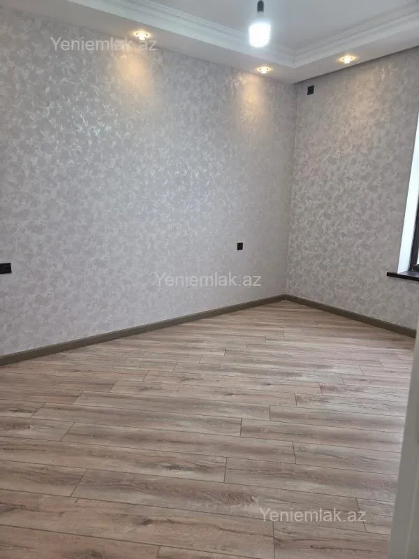 Satılır 4 otaqlı həyət evi 100 m²