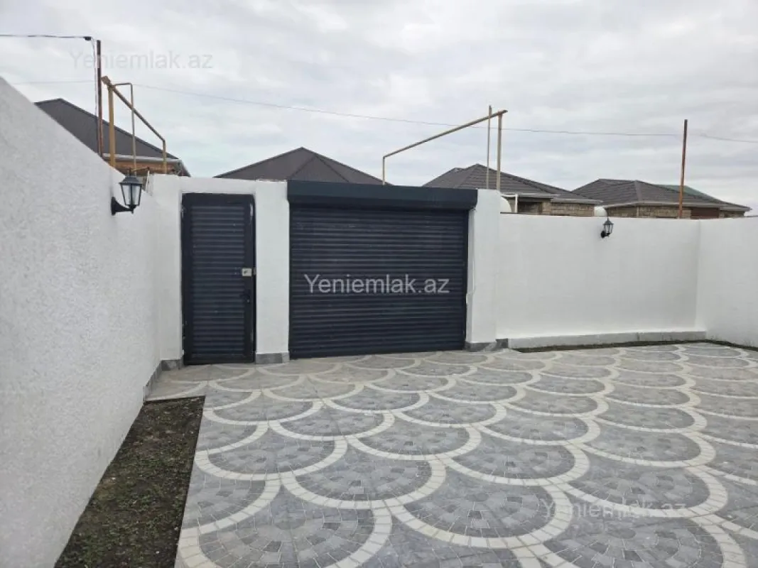 Satılır 4 otaqlı həyət evi 100 m²