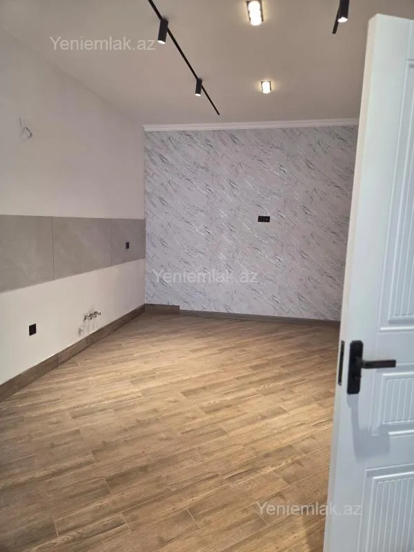 Satılır 4 otaqlı həyət evi 100 m²
