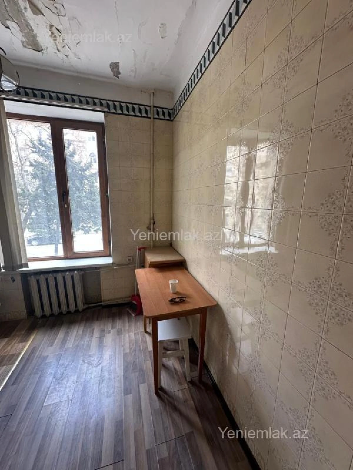 Satılır 3 otaqlı köhnə tikili 80 m²