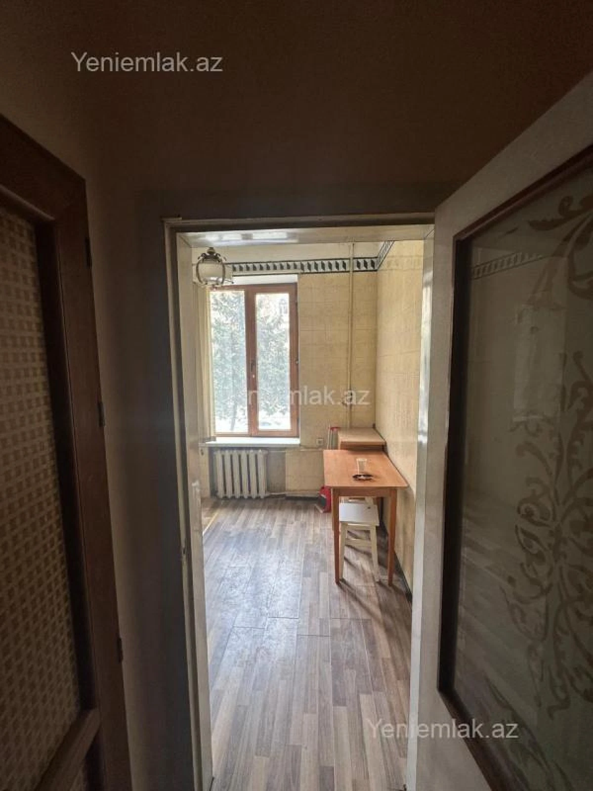 Satılır 3 otaqlı köhnə tikili 80 m²