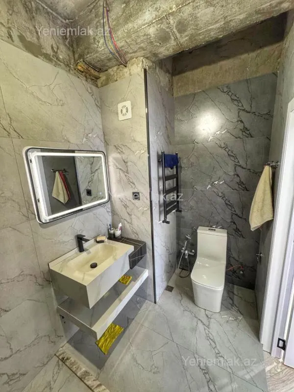 Satılır 3 otaqlı yeni tikili 80 m²